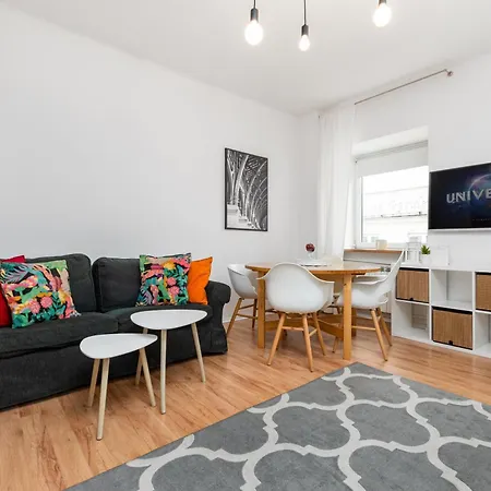 Apartment Chmielna 2 By Your Freedom *
