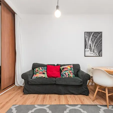 Chmielna 2 By Your Freedom *